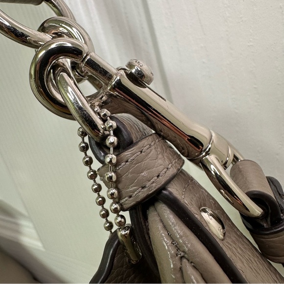 Coach Harley Structured Hobo in Taupe Grey Pebbled Leather Size Large - Picture 7 of 14